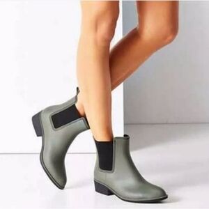 Sam Endelman Women's Tinsley Rain Boot Dove Grey Matte Sz: 6W